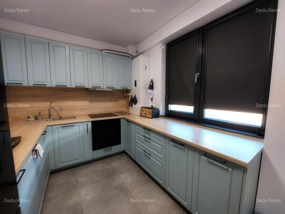 Inchiriez Apartament 2 camere, 74 mp, Zona Universitate, parcare, dotari top - 1