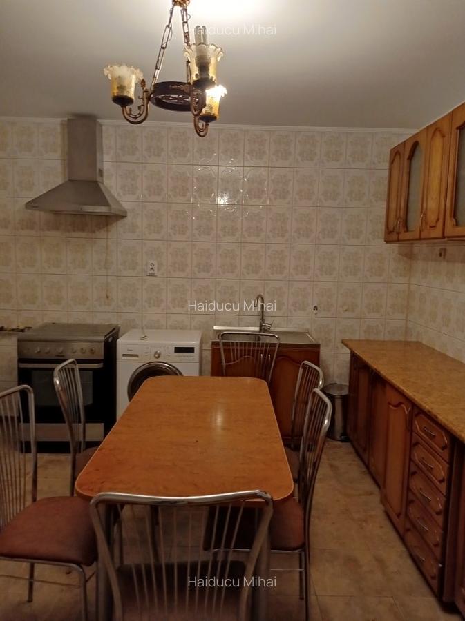 Casa / vila Gavana 3  , mobilata / utilata , finisaje clasice ! - 17