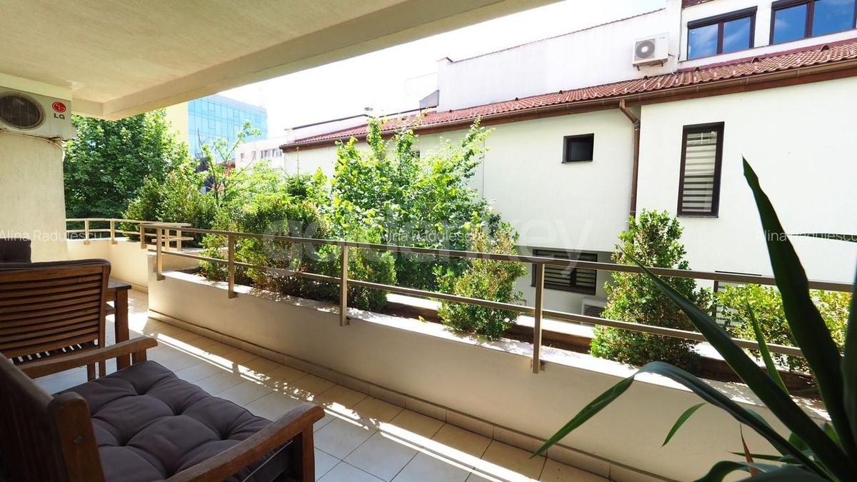 Apartament cu 4 camere decomandat, mobilat în Herăstrău - 1