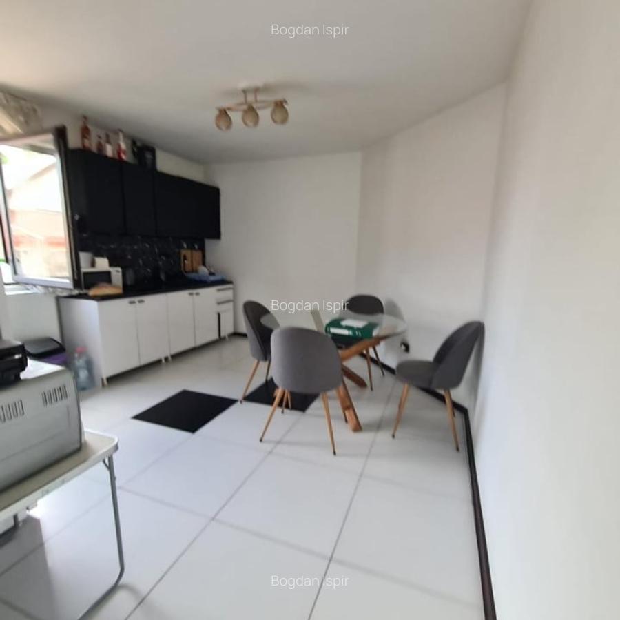 Casă cu 7 camere în Pantelimon - 6