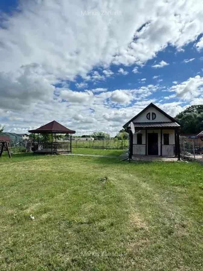 Teren 926 mp cu casa de vacanta, de vanzare, loc. Traian, jud. Bacau - 10