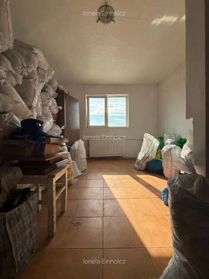 Garsoniera practica, 22 mp utili, etaj 4 - zona Fratelia - 2