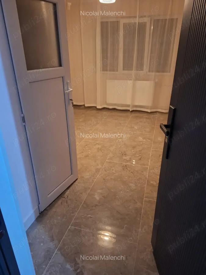 Camera camin cu baie - 2