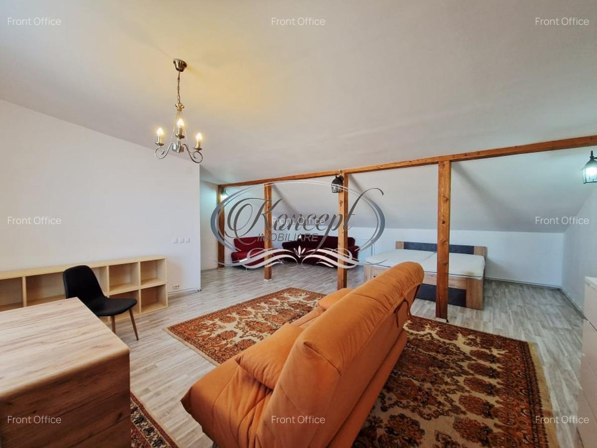 Casa moderna cu mansarda si curte comuna in zona Campului - 13