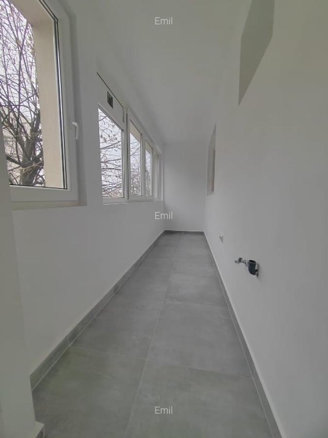 Apartament 3 camere renovat complet - etaj 1/4 - Metrou Titan - 6