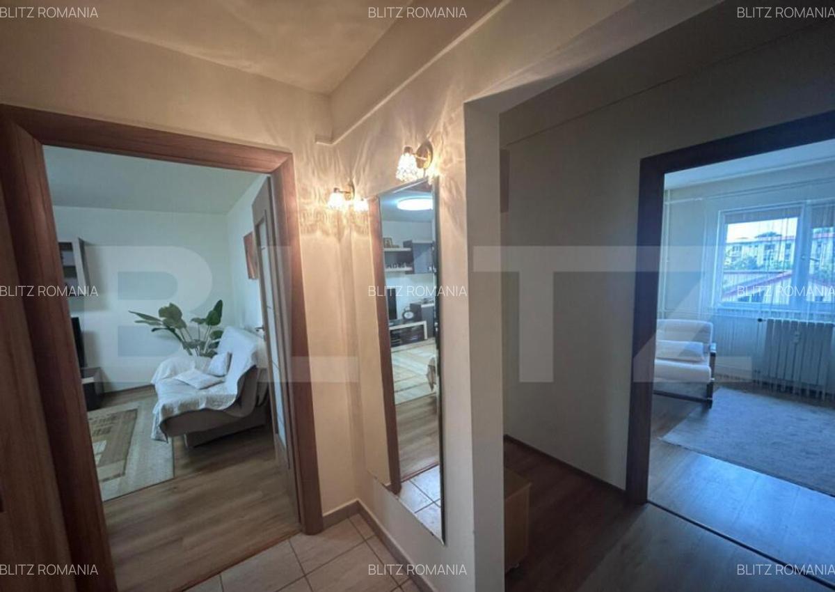 Apartament cu 3 camere, 2 bai , zona Nanterre - 9