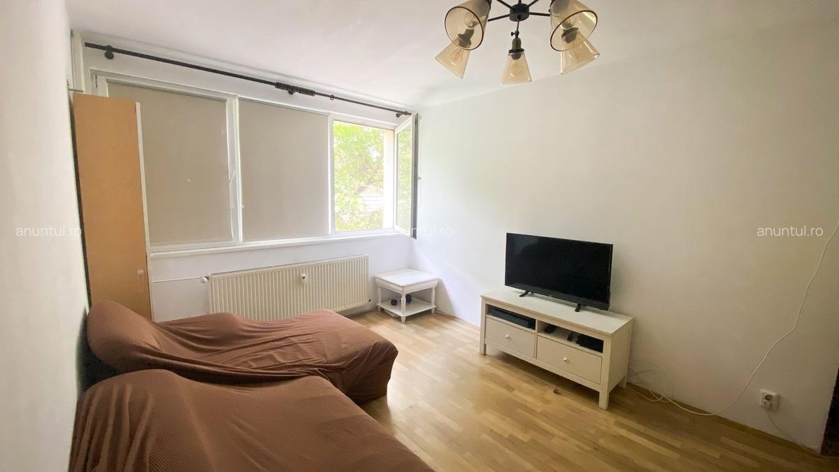 Baba Novac vizavi de Parc IOR - Campia Libertatii - 2 bai - 1