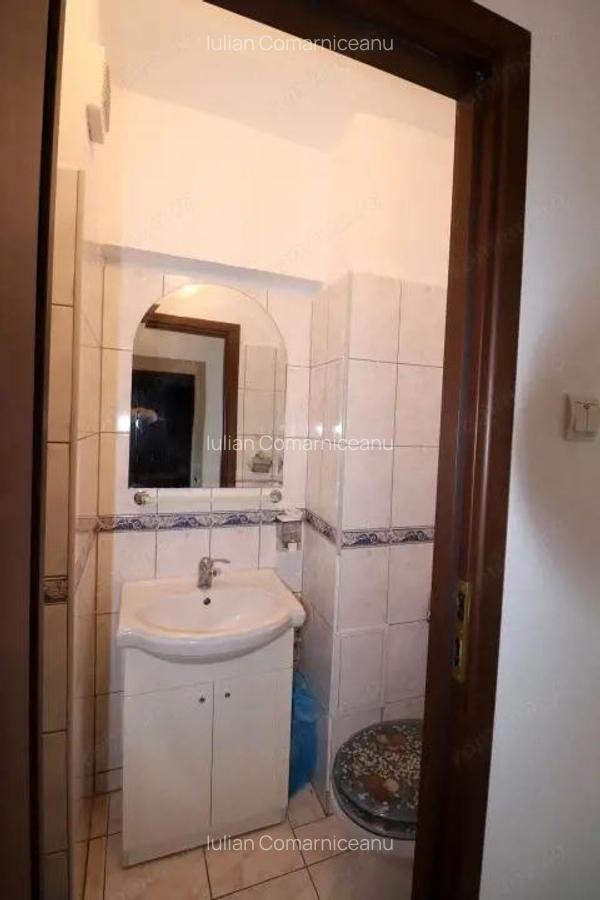 Bloc stradal - intersectie Chisinau cu Pantelimon - 12