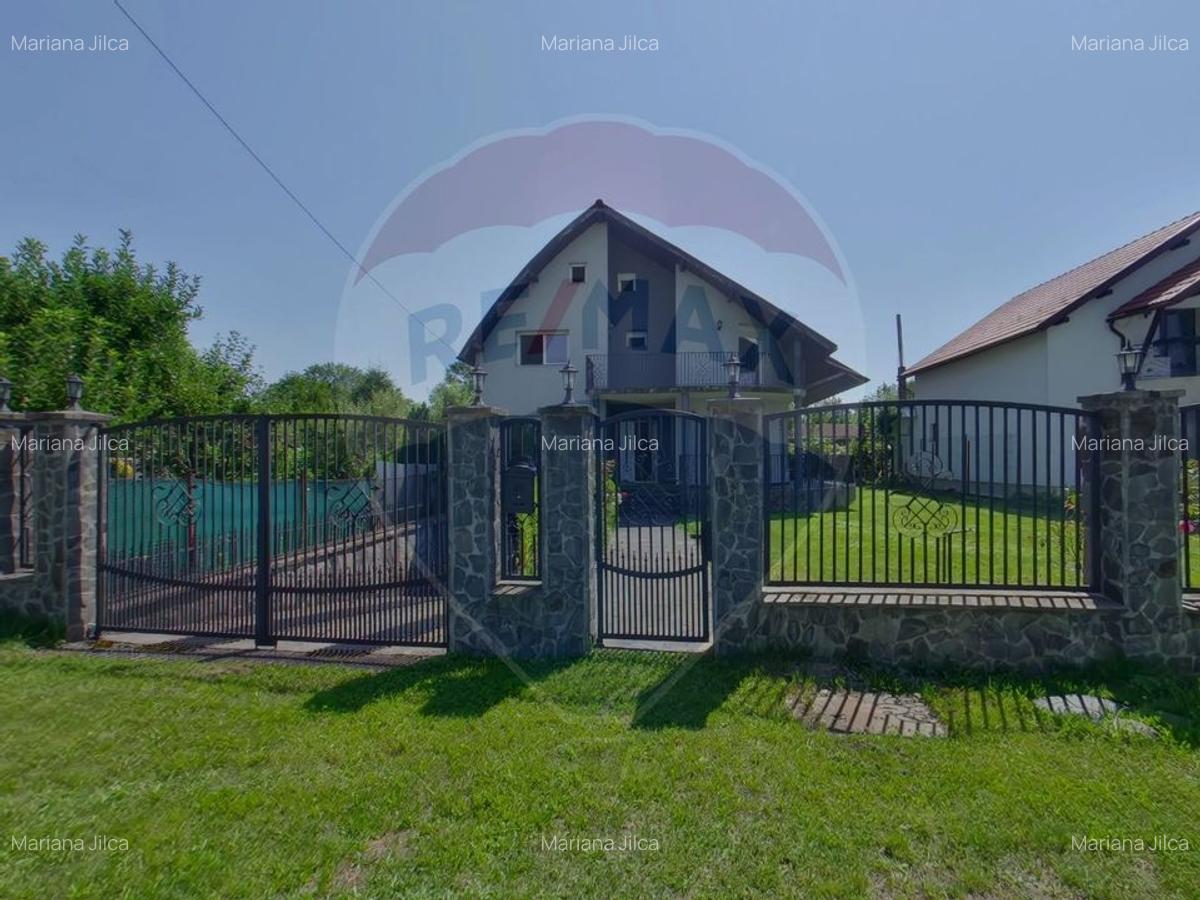 Casa / Vila cu 5 camere de vanzare in zona Nord - 3