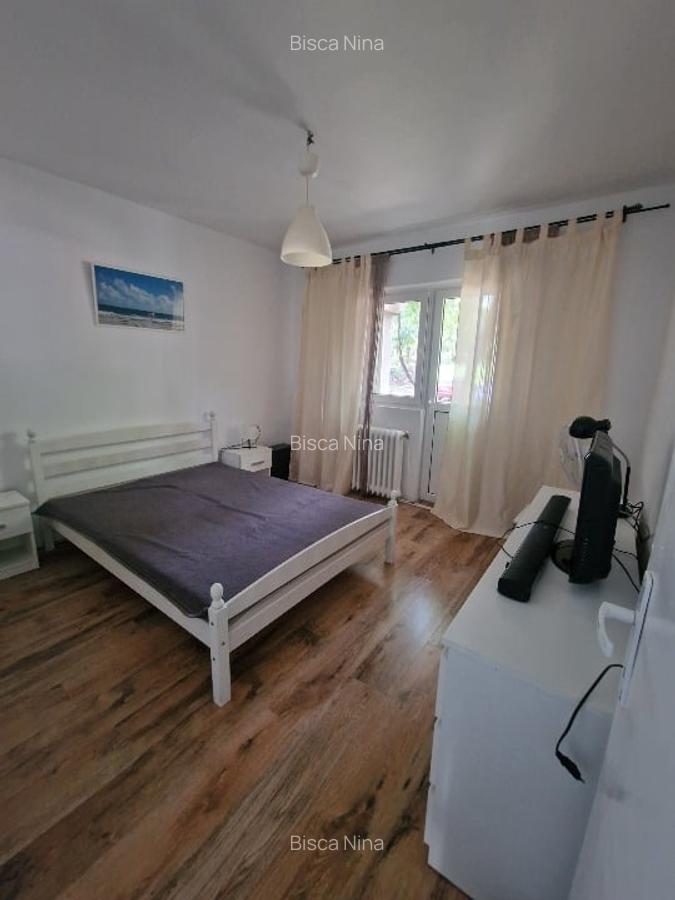 Închiriez apartament 3 camere decomandat, - 9