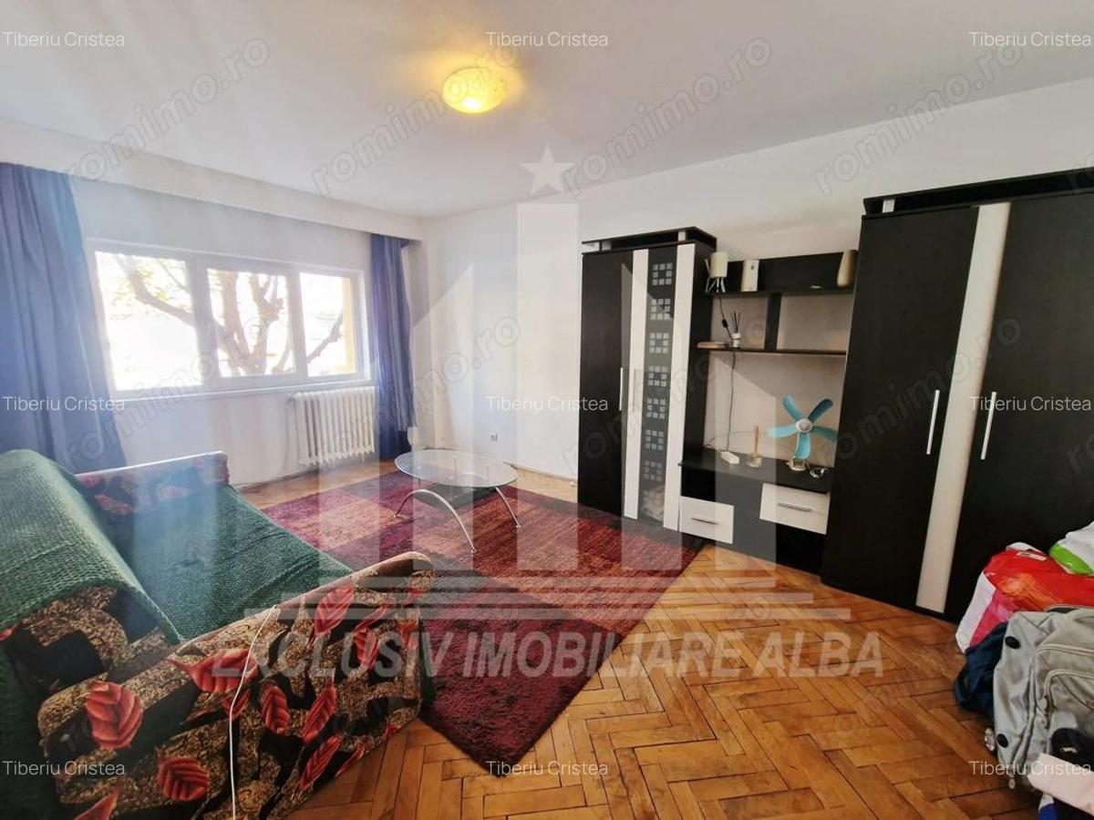 Apartament cu 3 camere, etajul 1, Cetate - zona Liceul Sportiv - 2