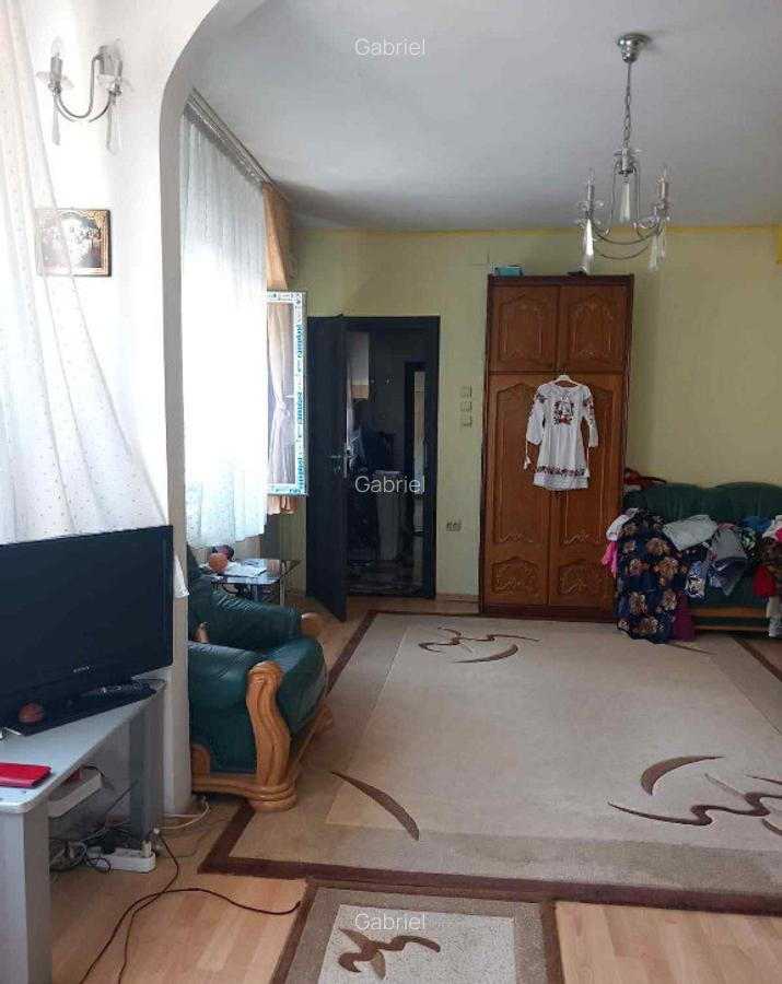Scoala 49 - Parc Nichita, Vatra Luminoasa, casa - 7