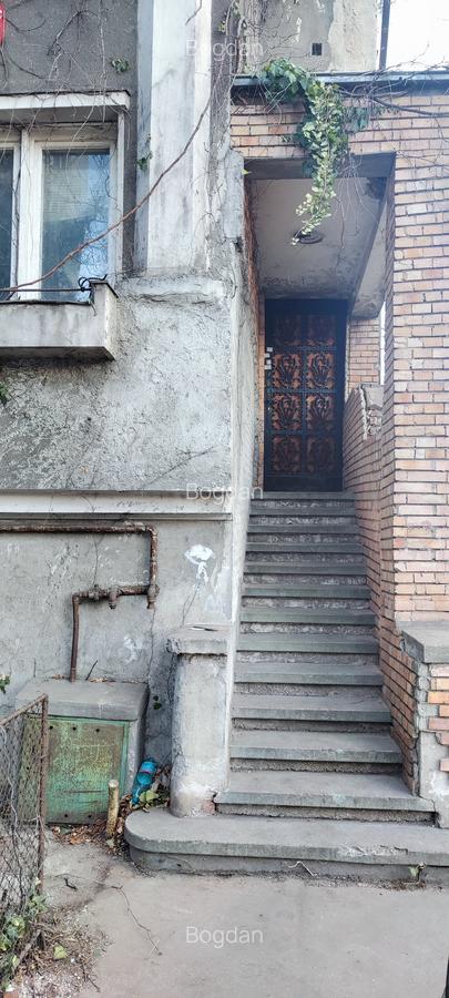 Casă cu 16 camere în 1 Mai - 7