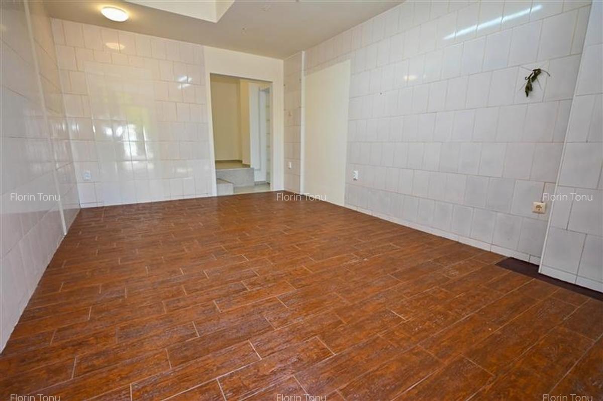 Oportunitate investitie, Spatiu Comercial, Astra, Brasov. - 2