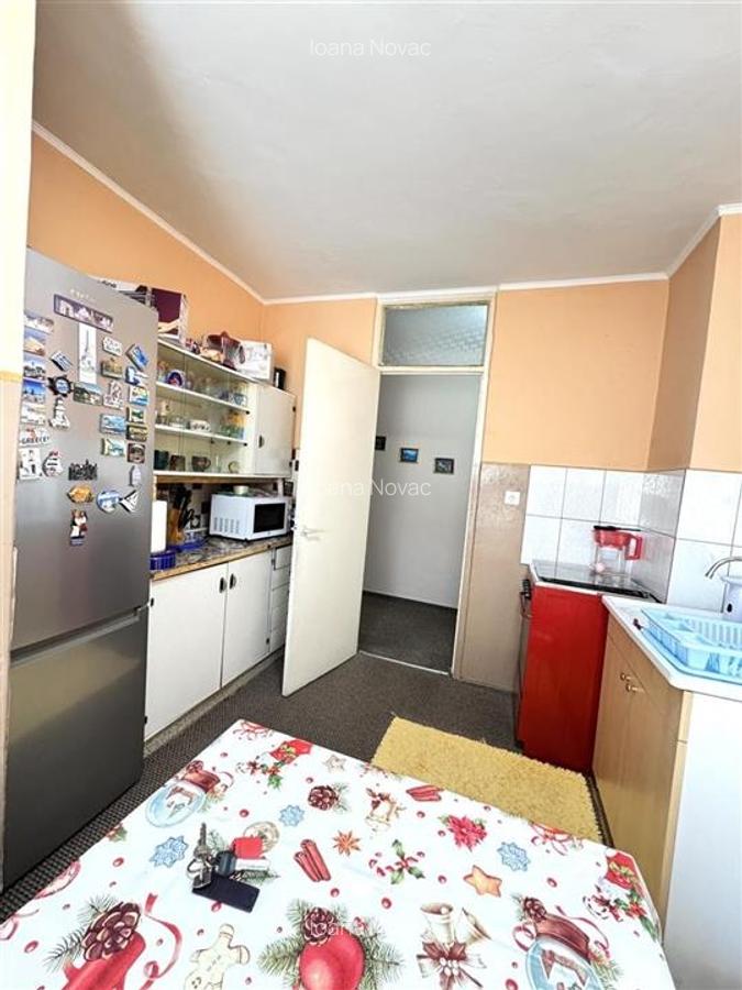 Apartament 3 camere, Rogerius, etaj intermediar - 15
