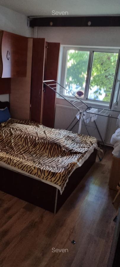 Apartament 3 camere decomandat - zona Dacia - 120.000 euro (Cod E2) - 10