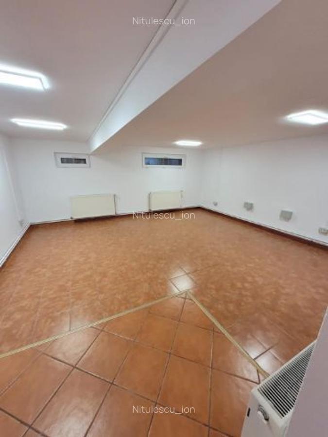 Proprietar inchiriez birou 90 mp - 8