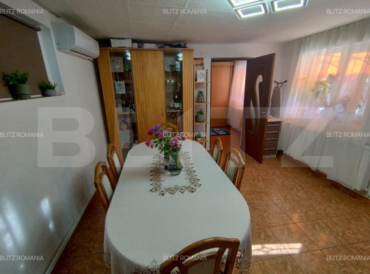 Casa la strada in Lipovu, renovata recent, 850 mp curte - 12