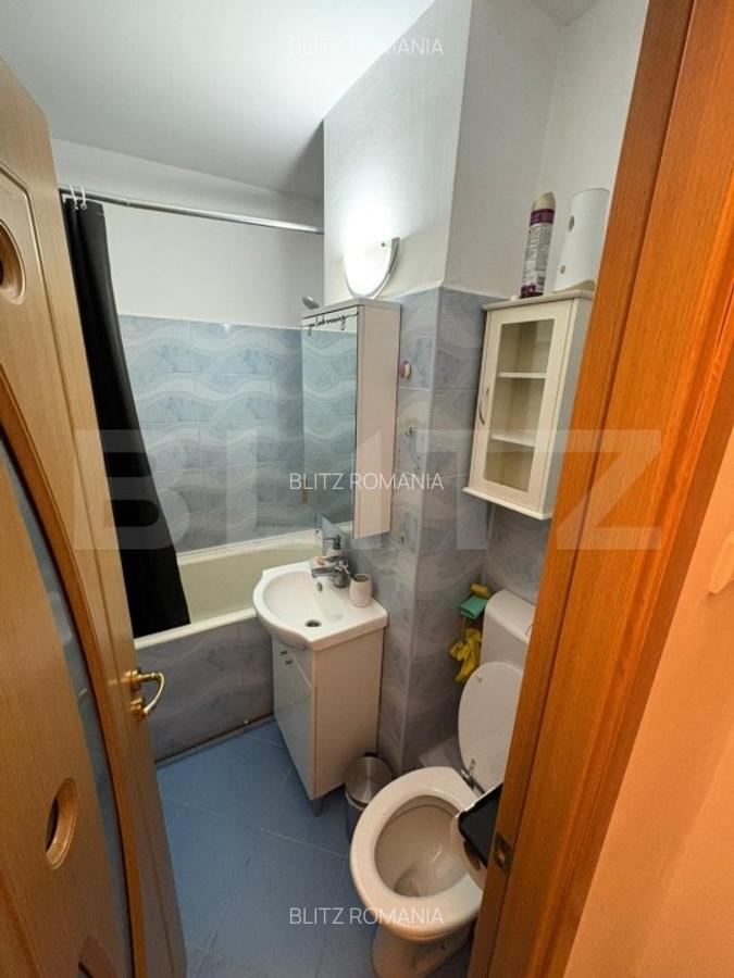 Garsoniera de vanzare,zona UMFST - 5
