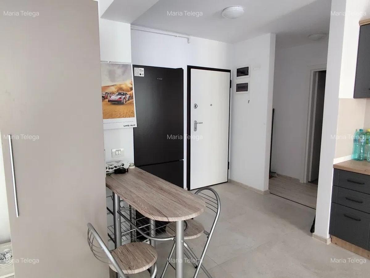 Apartament cu 2 camere decomandat în Tractorul - 4