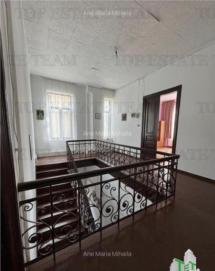 Apartament cu 4 camere de , Ultracentral, Kogalniceanu, cu - 3
