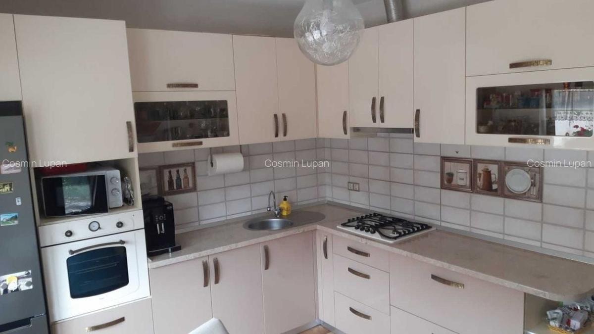 House for sale in Satu Mare, România - 2
