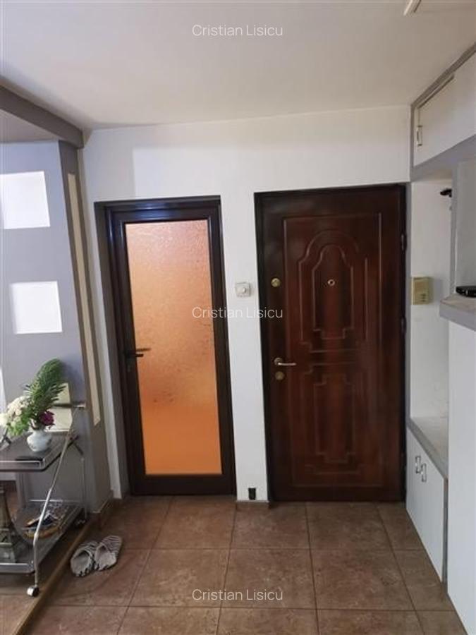 Apartament 2 camere decomandat etaj 4 zona Lipovei - 7