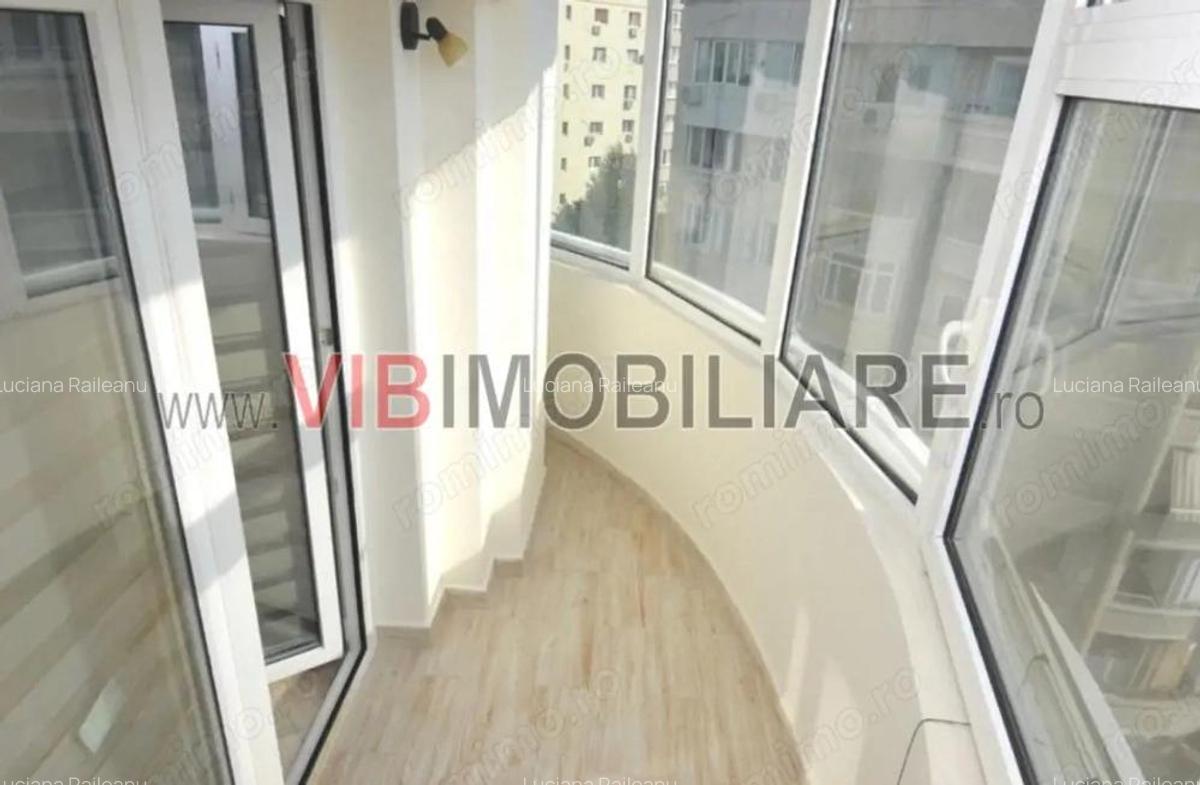 Decebal-Piata Alba Iulia-vedere bulevard-complet renovata - 1