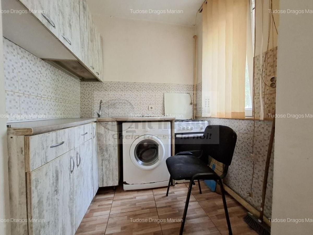 Liber, apartament 2 camere Podu Ros Cantemir, bloc fara risc - 7