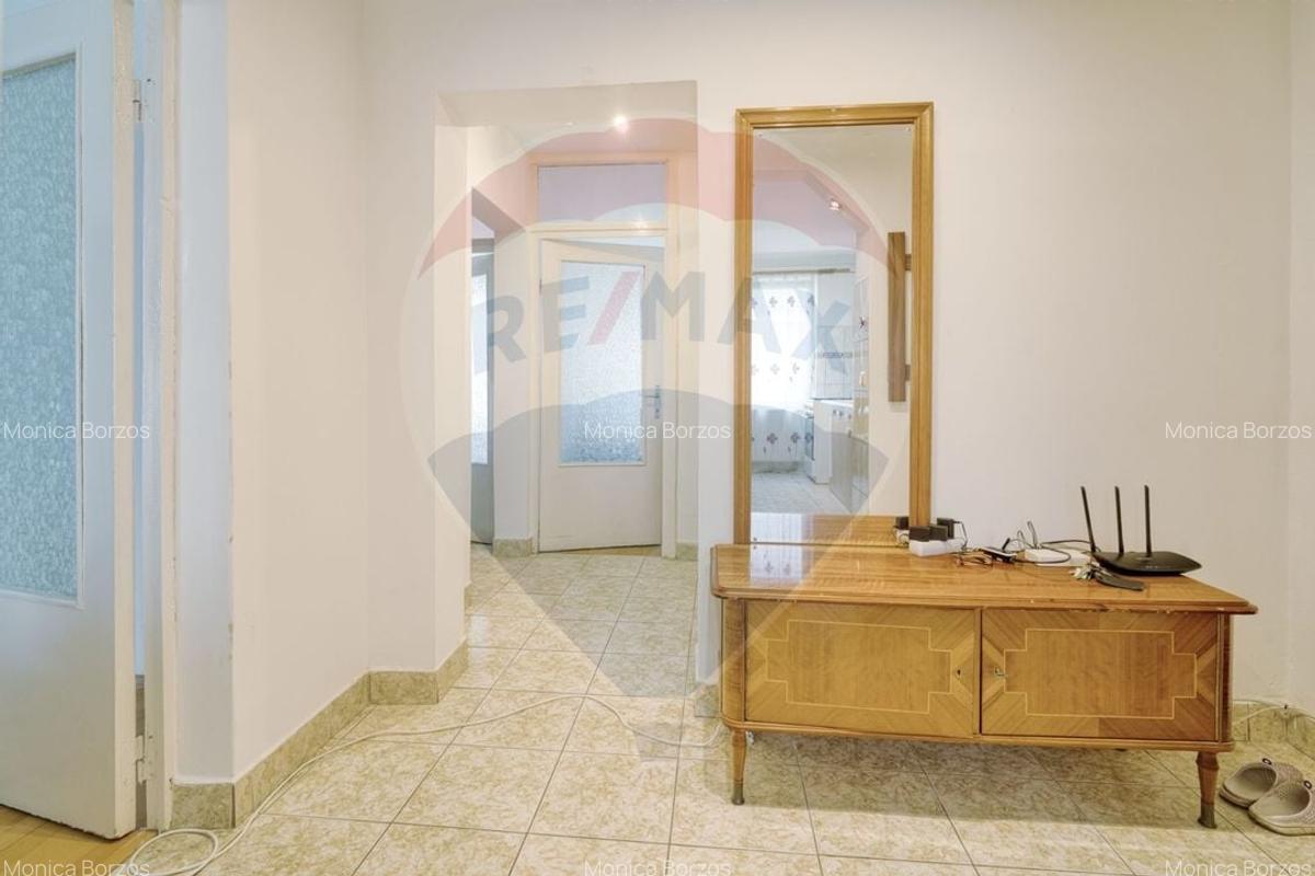 Apartament 3 camere + loc parcare Zona Tractorul - 8