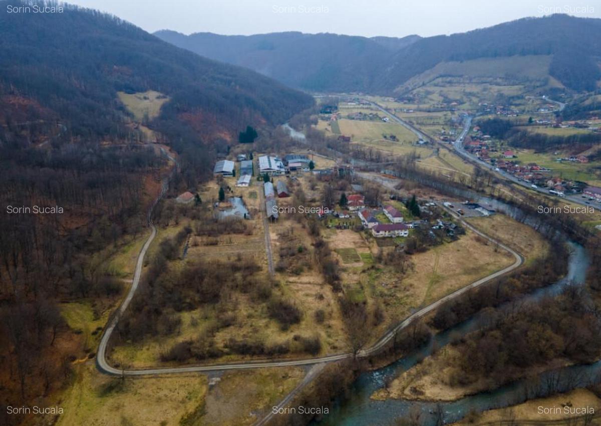 Teren ?i spa?ii industriale, com. Negreni, sat Bucea, jud. - 13
