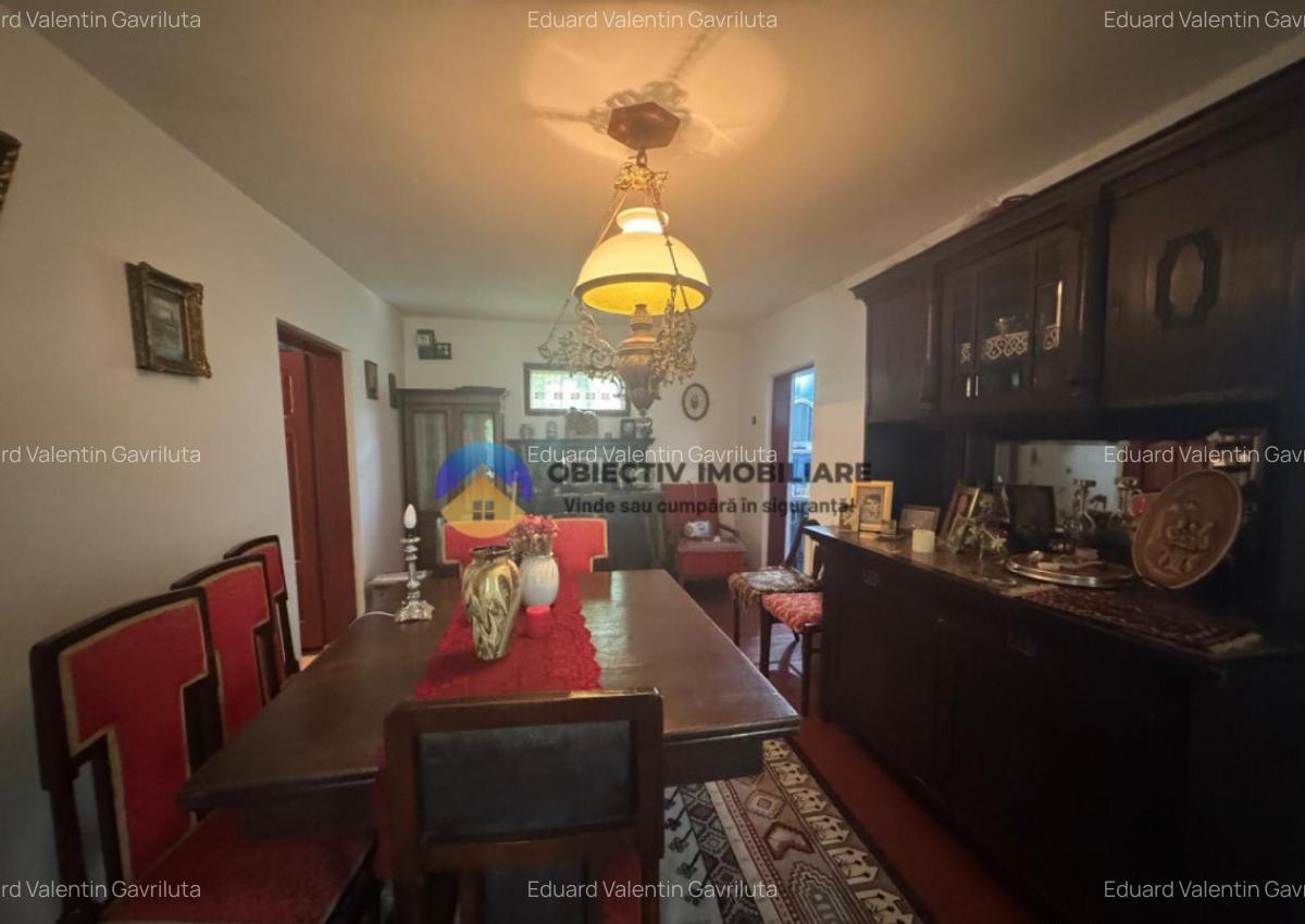 Casa tradi?ionala de vanzare in comuna Podoleni, jud. - 7