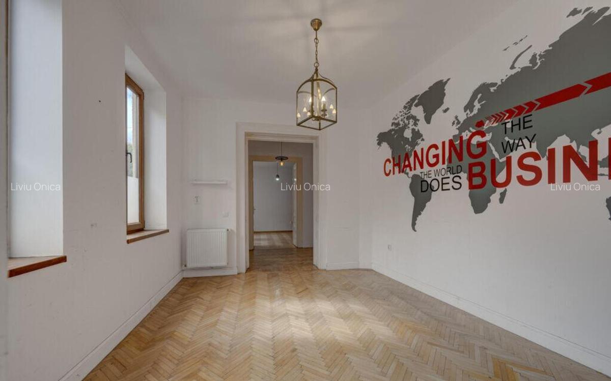 In Cartierul Evreiesc, casa 3 camere pivnita si mansarda - 24