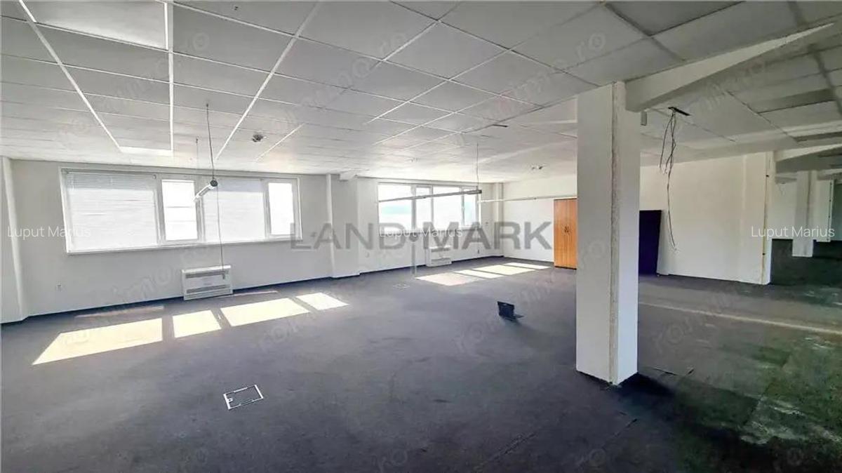 Spatii birouri servicii 250 - 700 mp, zona Girocului - 2