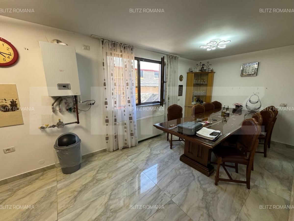 Casa P+2 , 179mp,  zona Mall Promenada - 9