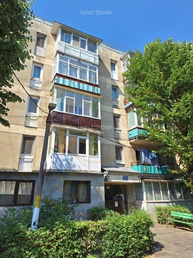 Apartament 3 camere Razboieni, etaj 3/4 - 1