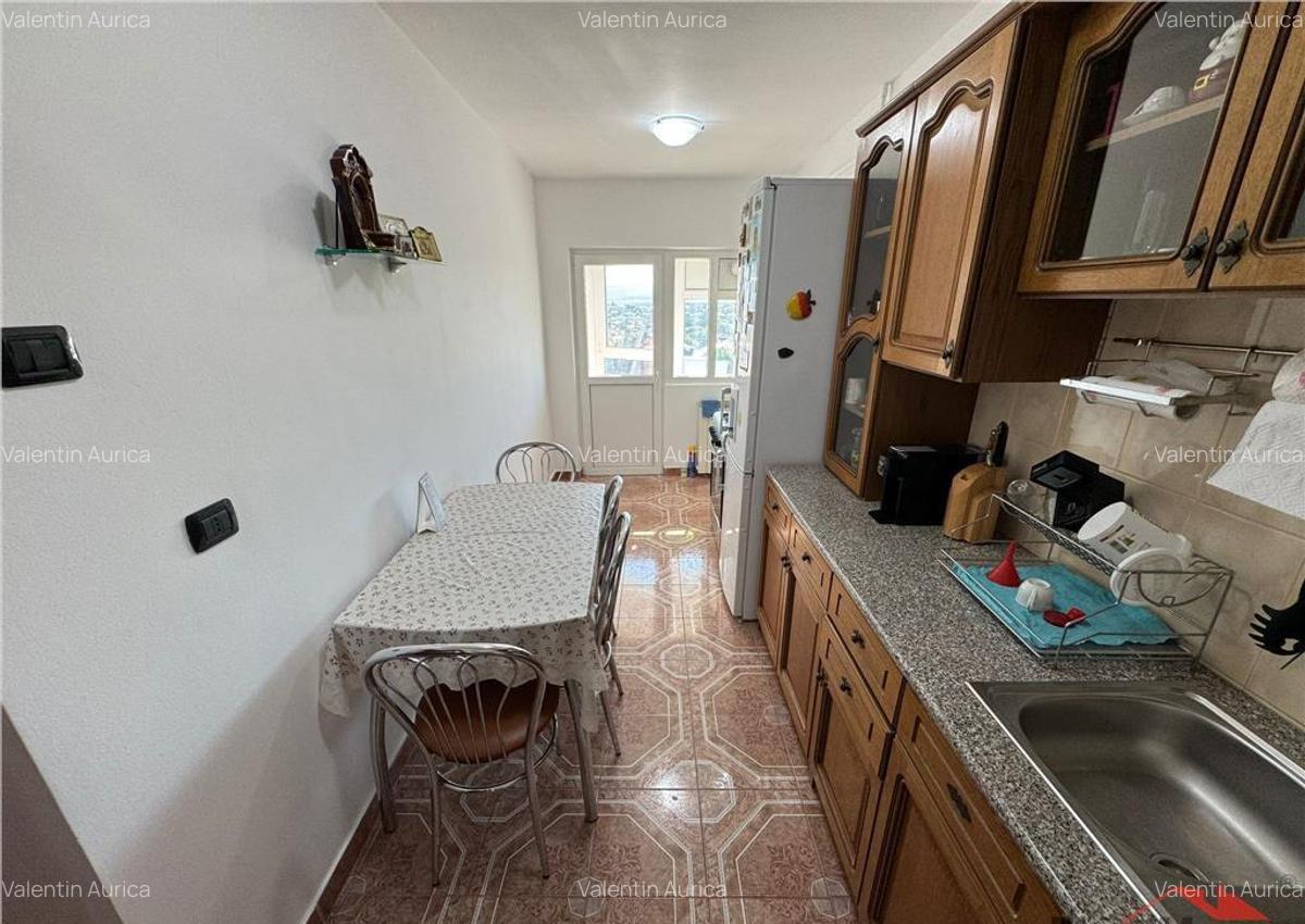 Apartament 3 camere, mobilat si utilat, ultracentral, etaj 9 - 2