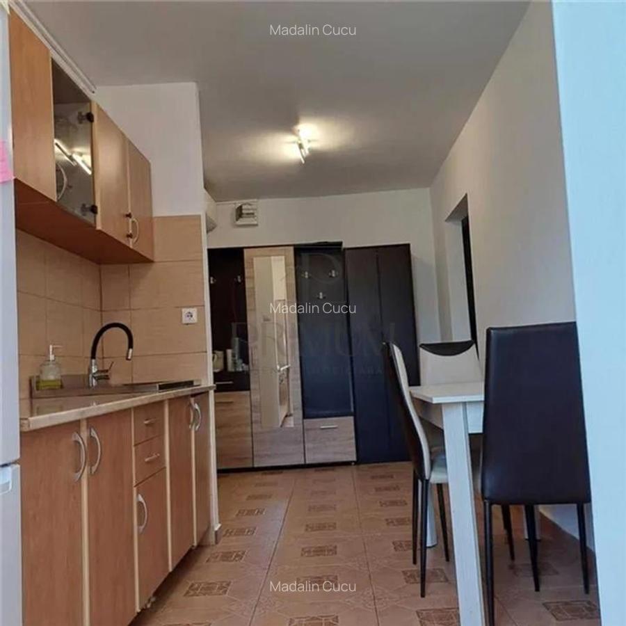 LIPOVEI - IULIUS MALL - 3 CAM - DECOMANDAT - CENTRALA - RENOVAT - ZONA EXCELENTA - 1