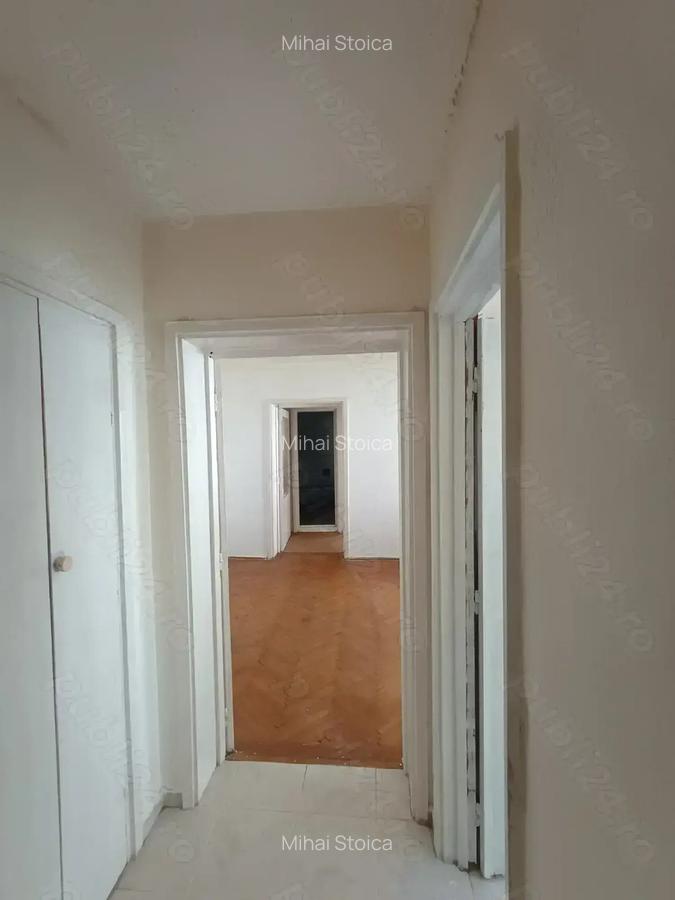 De vanzare apartament cu 2 camere semidecomandat Sinaia - 9
