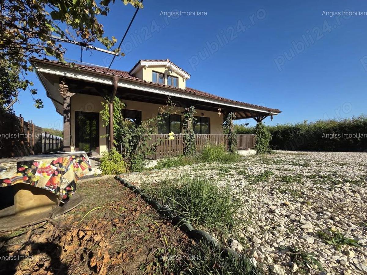 Casa tip pensiune- agighiol - 2