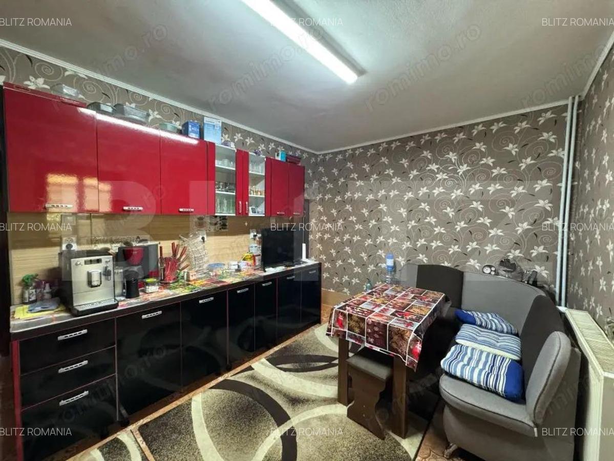 Casa cu 6 camere in Cristur, 287mp - 16