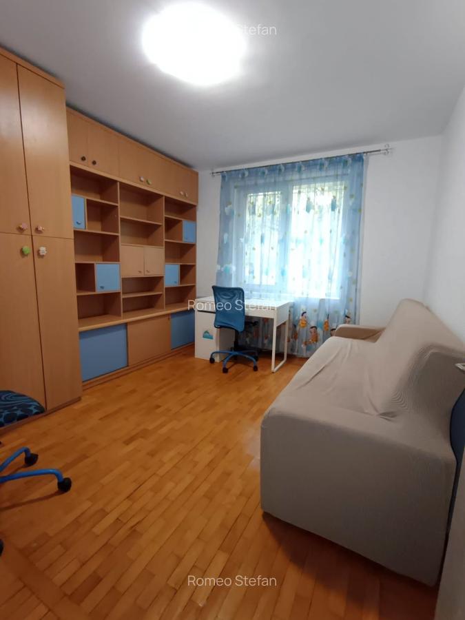 Inchiriere - Apartament 3 Camere - Teiul Doamnei - Plan Secund - 5