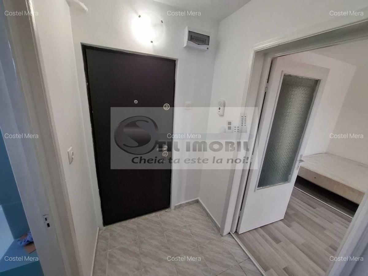 Garsonieră decomandată, mobilată în Gară - 1