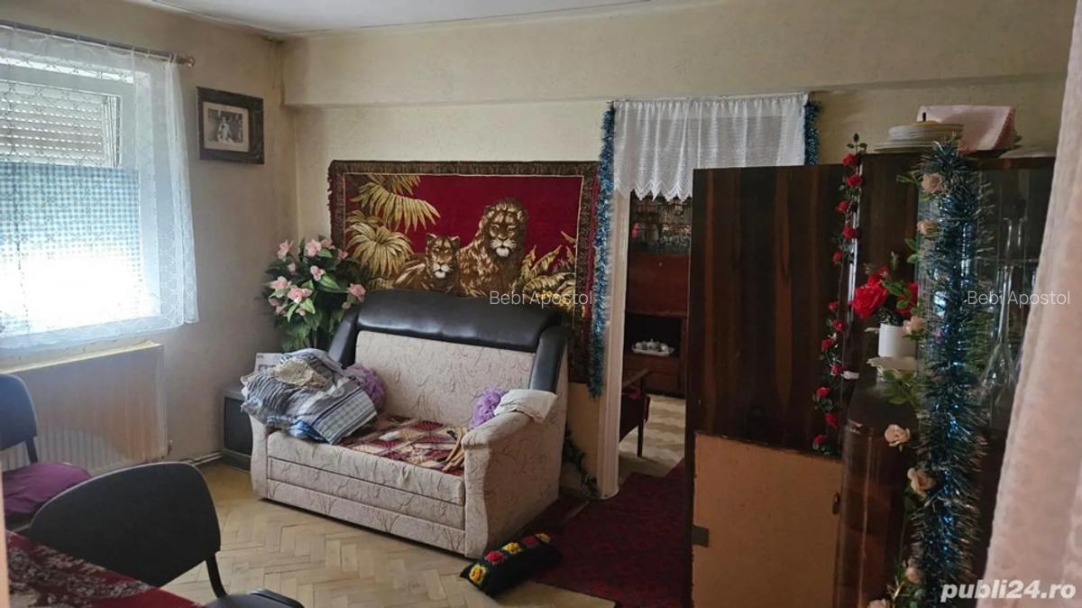 Apartament de vanzare - 3