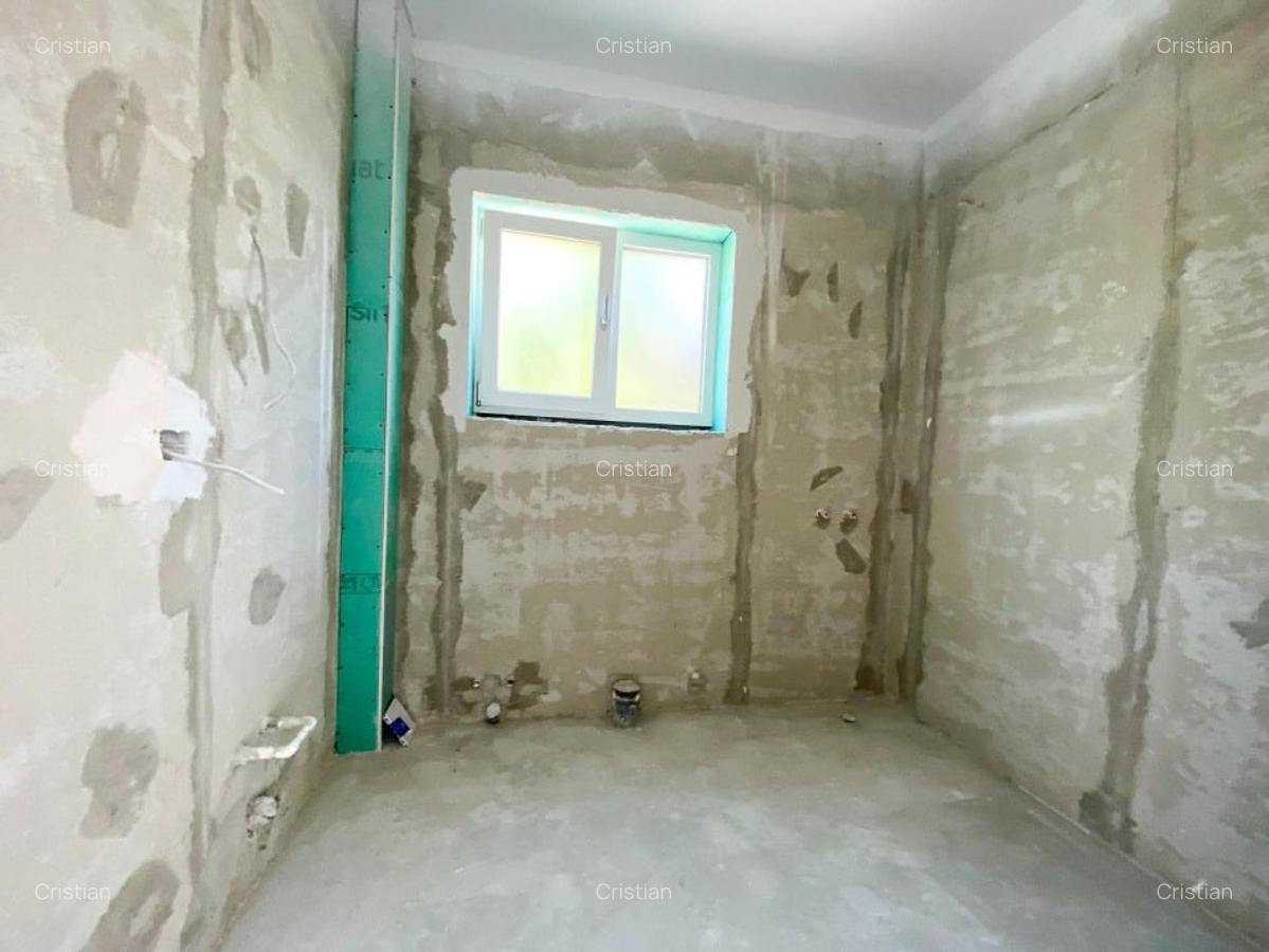 Casa la sol cu Panouri Solare Finisaje premium Predare la alb Constructie 2025 - 13