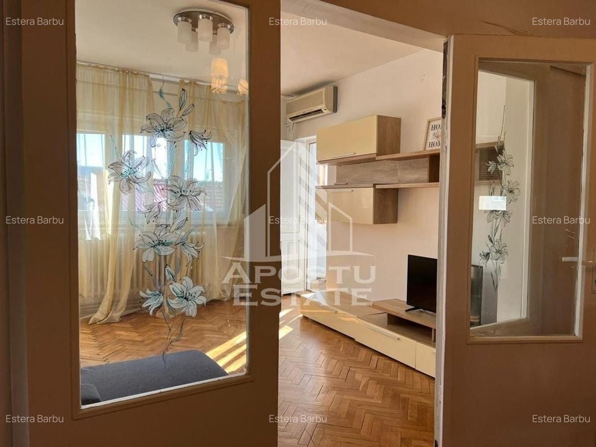 Apartament cu 4 camere, 2 bai în Piața Unirii, Timișoara - 1