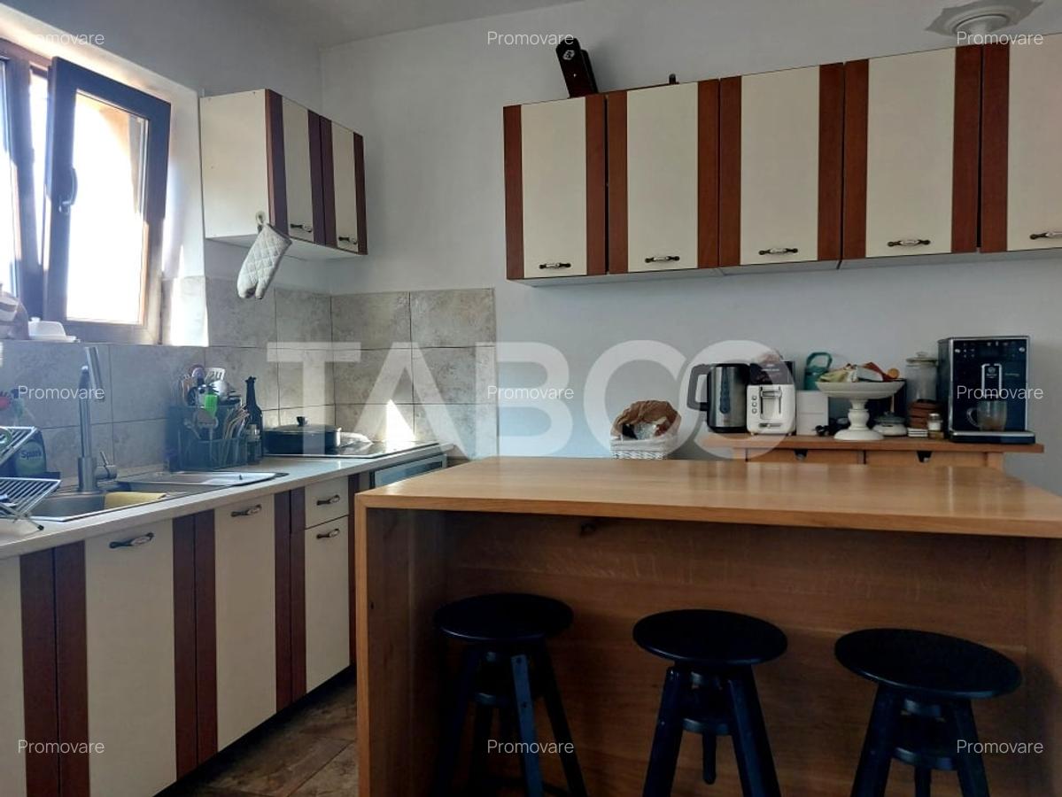 Pret avantajos-Casa si studio de vanzare 146 mpu 5 camere Cisnadie - 3