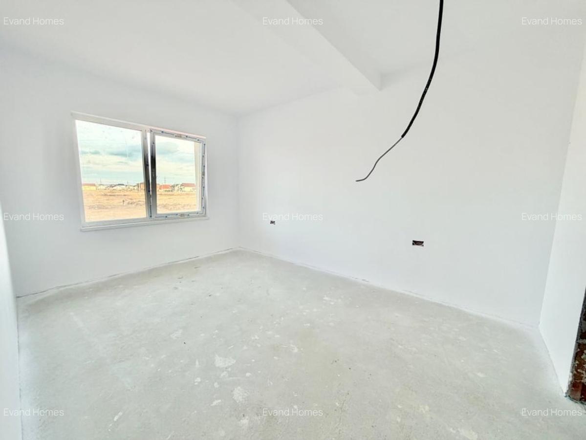 Duplex Individual 4 camere + toate utilitatile - Mosnita Noua - 10