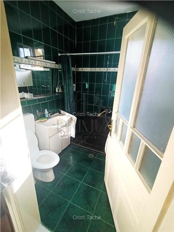 LIPOVEI - CASA INDIVIDUALA - 8 camere - 2 bai - 2 terase - GARAJ 20 mp - TEREN 7 - 9