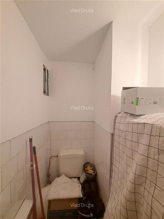 Apartament cu 3 camere decomandat în Central - 17